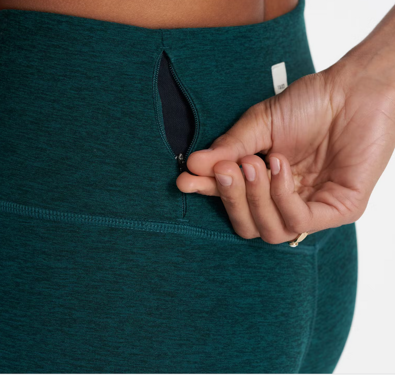 Clean Elevation Legging