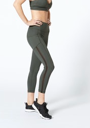 Side view of the VIMMIA High Waist 7/8 Legging
